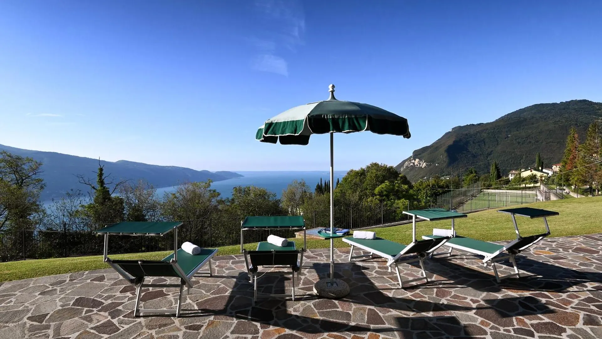טיניאלה Villa Sole With Stunning Lake View